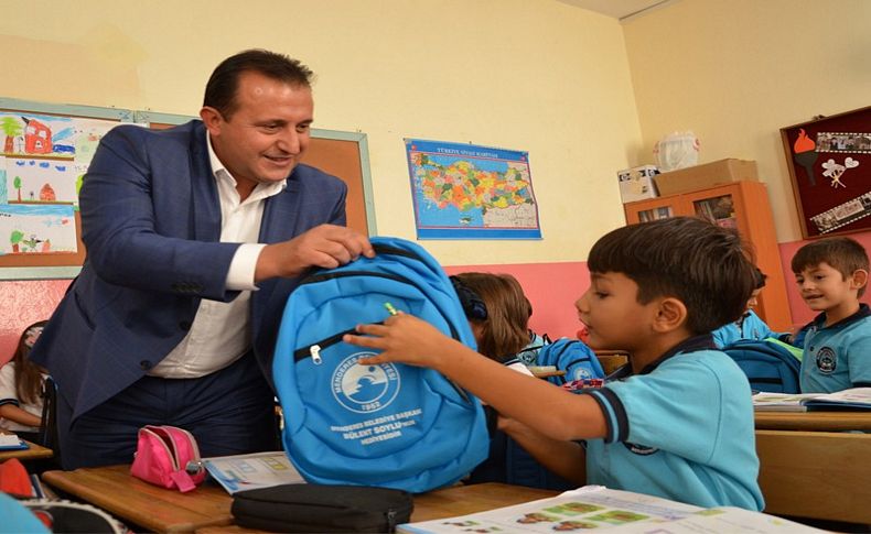 Başkan Soylu’dan öğrencilere hediye