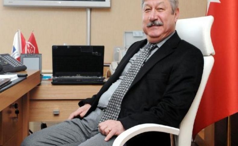 Başkan Akaydin'in Makam Odasindaki Televizyonu Kurtuldu
