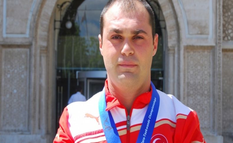 Başkan Akyürek, dünya şampiyonu Gökbaba'yı kabul etti