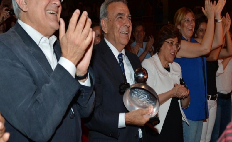 Başkan Kocaoğlu, Fazıl Say ile birlikte tava resitali yaptı