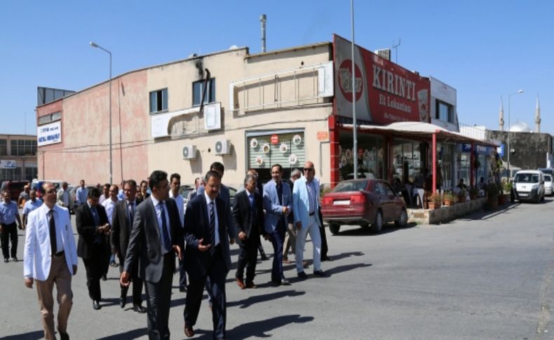 Başkan Özhaseki'den Demirciler Sitesi esnafına ziyaret