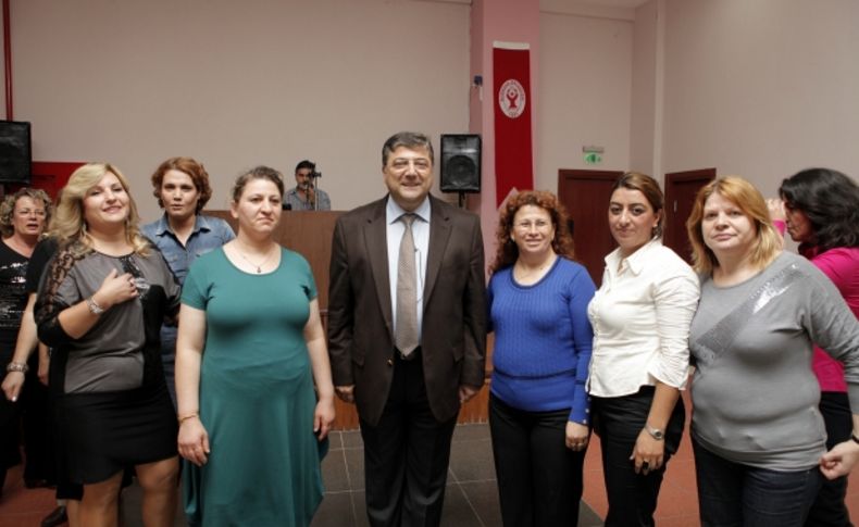 Başkan Sındır her zaman ve her yerde vatandaşın yanında