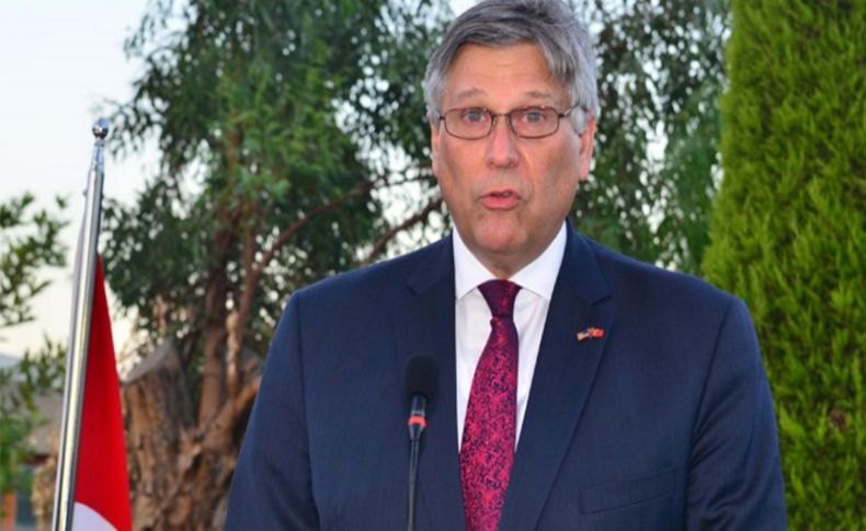 Başmüsteşar'dan İzmir'e övgüler