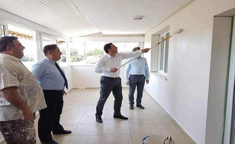 Başsavcı badana yaptı