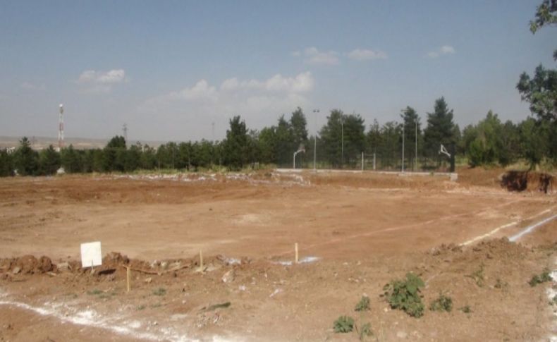 Batman Petrolspor doğal çim sahaya kavuşuyor