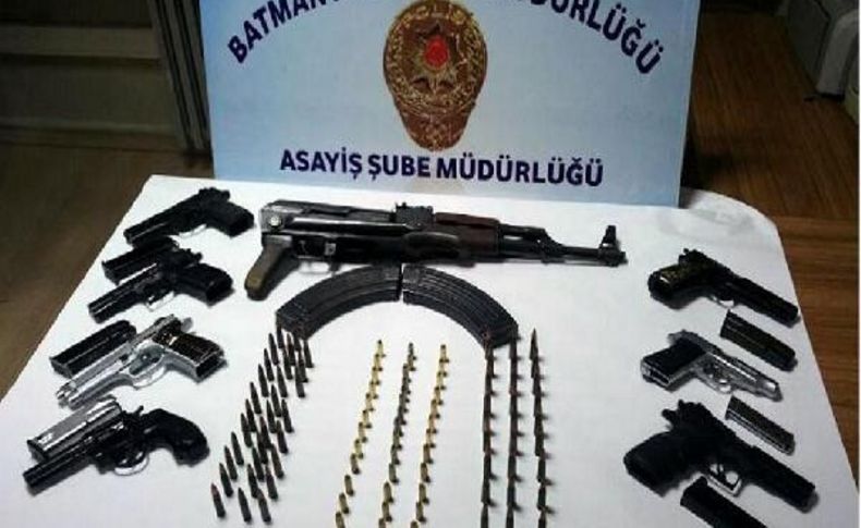 Batman'da Silah Ticareti Yapan 3 Kişi Tutuklandi