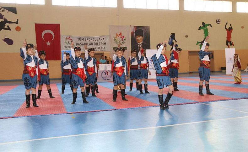 Bayındır’da 19 Mayıs Coşkuyla Kutlandı