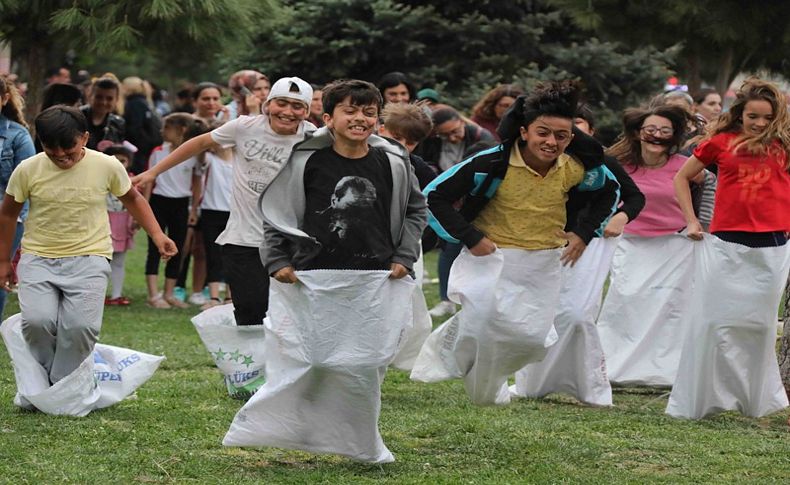 Bayraklı'da baba- çocuk şölenleri