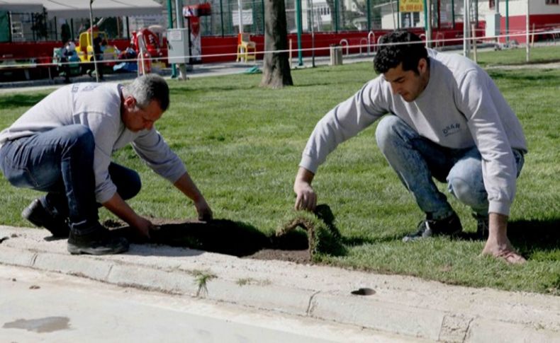 Bayraklı’da parklar yaza hazır!