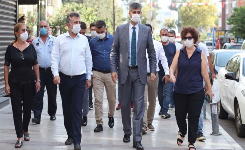 Bayraklı’da sosyal mesafe ve maske denetimi