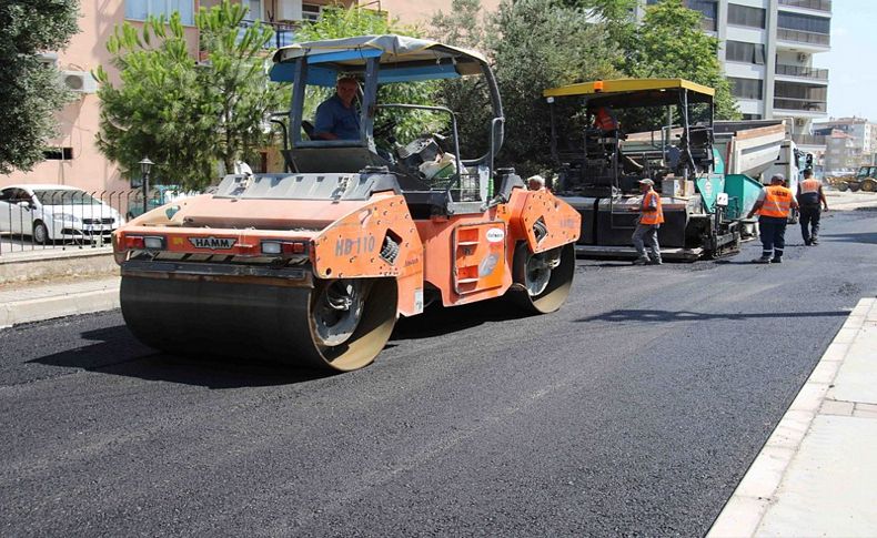 Bayraklı Belediyesinden asfaltlama seferberliği