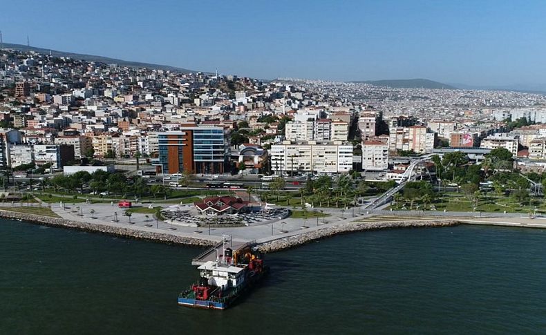 Bayraklı sosyal hizmetlerde '1 numara'