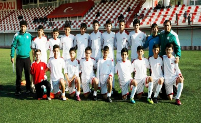 Bayraklı Belediyespor Şampiyon Oldu
