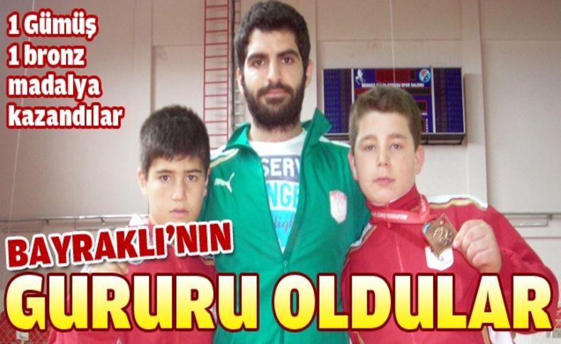 Bayraklı güreşçiler Uşak’ta madalyalarla döndü