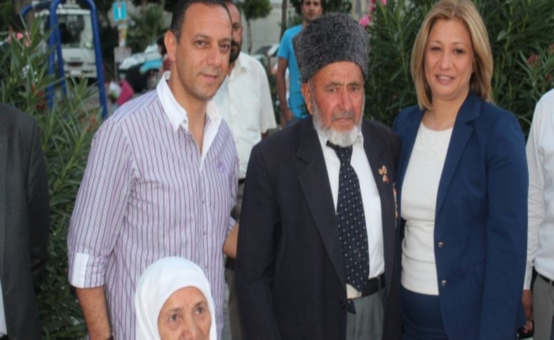 Bayraklı'da AK Parti rüzgarı