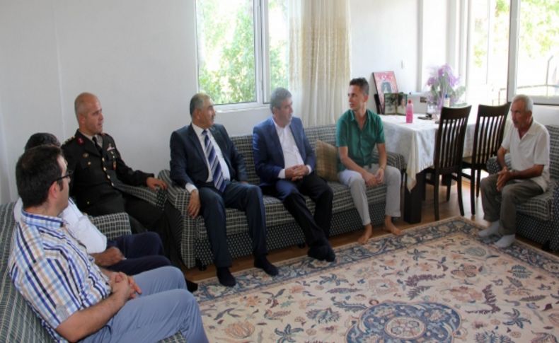 Bayramda şehit aileleri unutulmadı