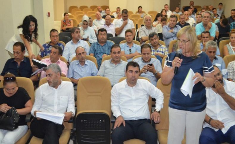 Bayraklı meclisi'nde AK Partili Bilici tartışması
