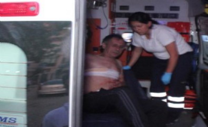Cinayet zanlısını hastanede bıçakladılar