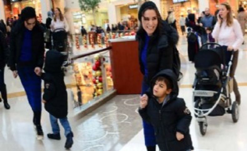 Yılmaz öpüşmemi sorun etmedi