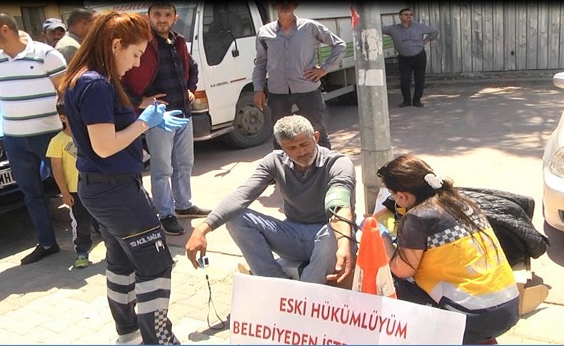 Belediye önünde açlık grevi yapan işçi fenalaştı