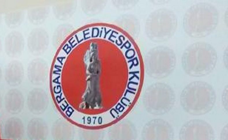 Bergama Belediyespor'da çifte imza