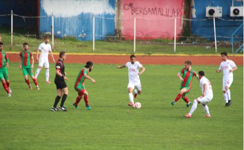 Bergama Belediyespor düşme hattından kurtulamadı