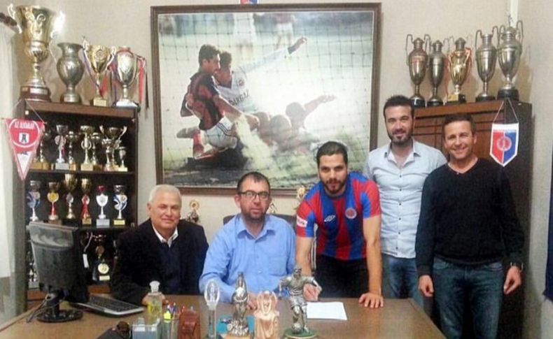 Bergama Belediyespor stoper Ahmet'le anlaştı