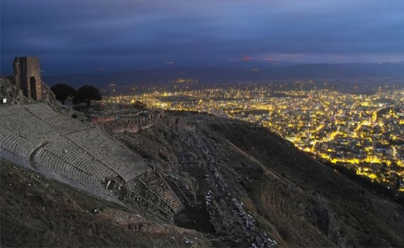 Bergama İstanbulluları çağırıyor!