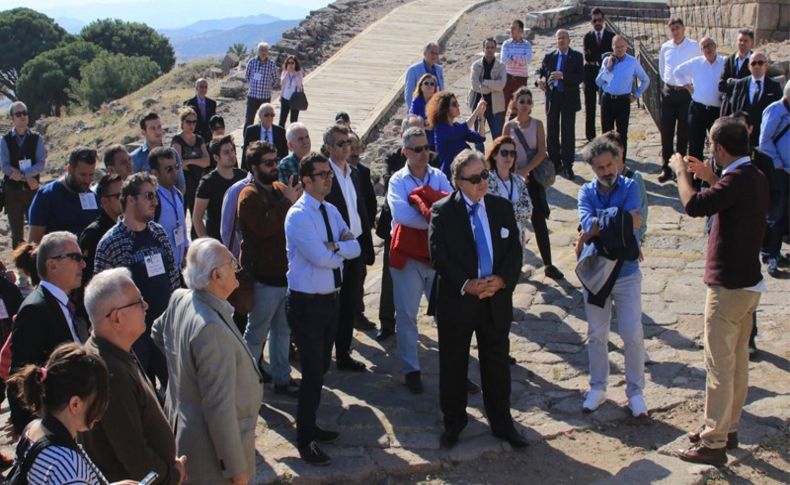 Bergama Tarihi Kentler Birliği'ne ev sahipliği yaptı