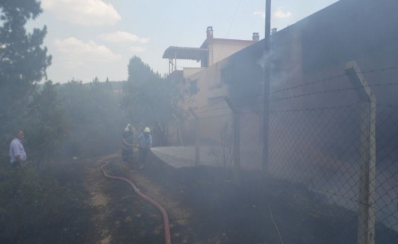 Besihanede elektrik kablosundan yangın çıktı