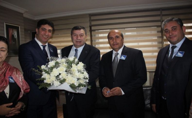 Beyaz Sivil İnisiyatif'ten MHP ziyareti