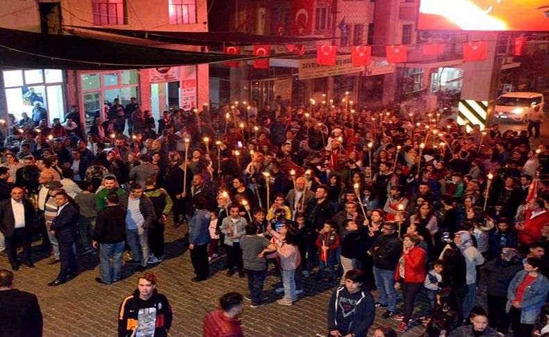 Beydağ’da fener alayı yürüyüşü