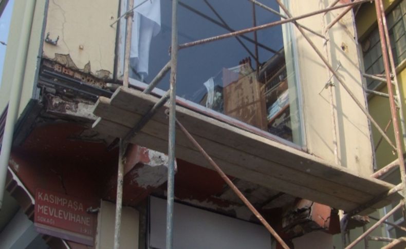 Beyoğlu'nda çöken binanın eski hali