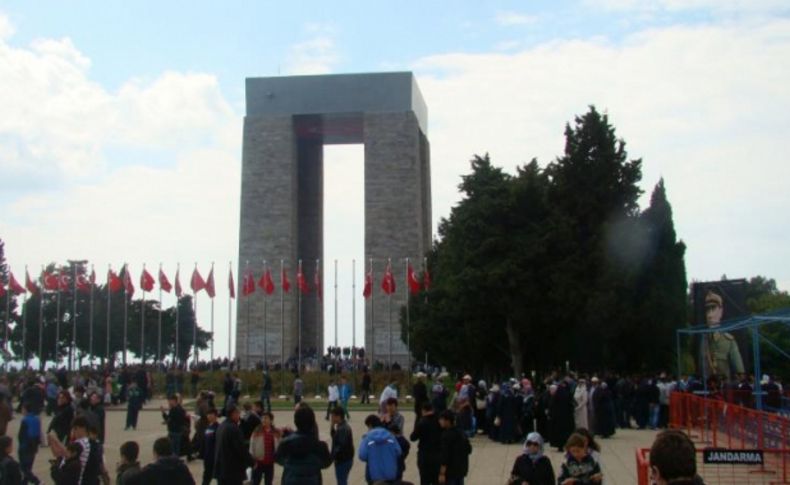 Beyşehir Gönül Koleji Çanakkale'ye vefa ziyareti yaptı