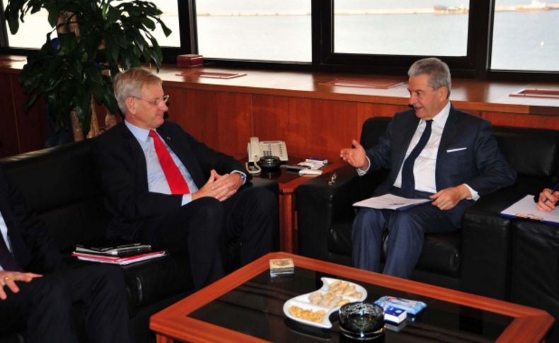 Bildt: Avrupa Birliği için iki tarafın da çabası gerekir