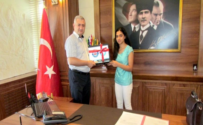 Birecik’te başarılı öğrenciler ödüllendirildi