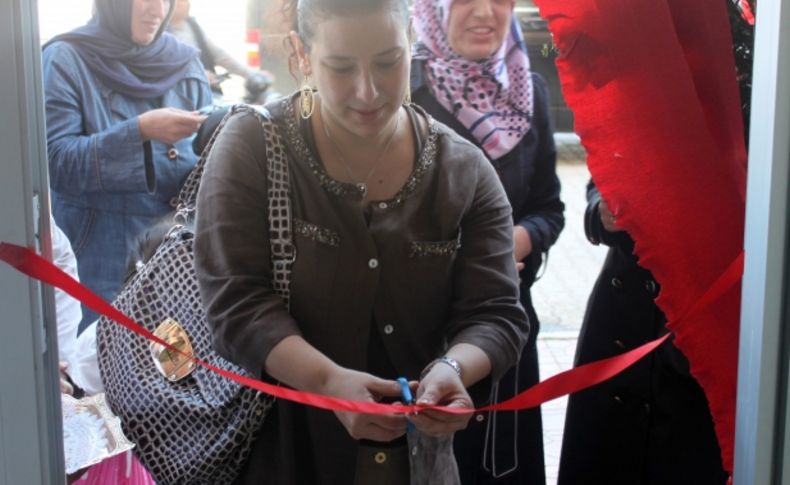 Birecik’te ihtiyaç sahibi öğrenciler yararına kermes açıldı