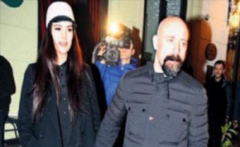 Şimdi de top sakallı