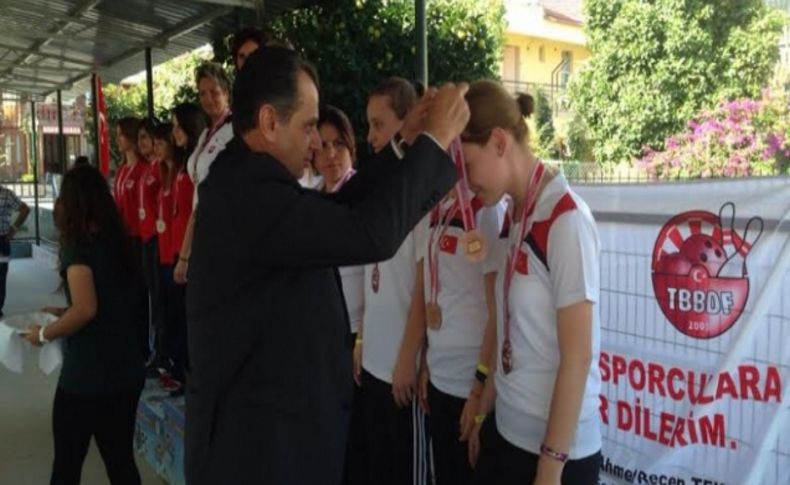 Bocce de Konaklı C Milli sporcuların madalya sevinci