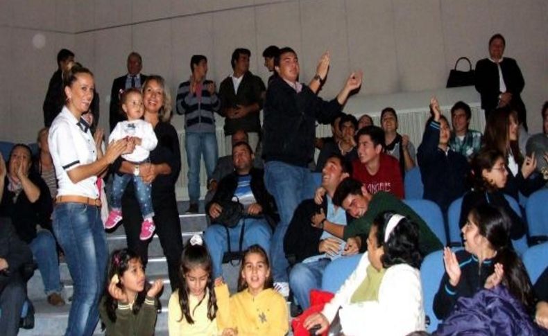 Bodrum’Da Öğretmenler Günü Kutlamasi