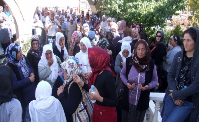 Boğazlıyanlı hacı adayları, kutsal topraklara dualarla uğurlandı
