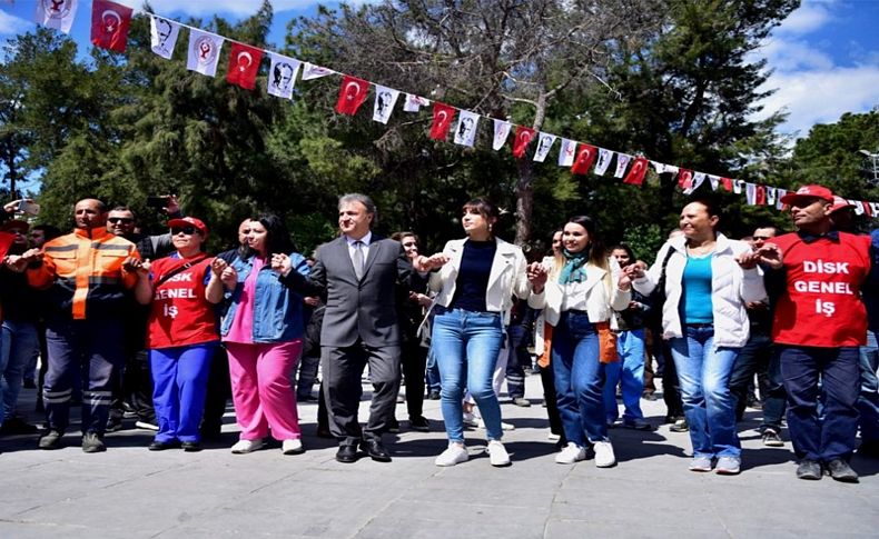 Bornova'da toplu sözleşme sevinci