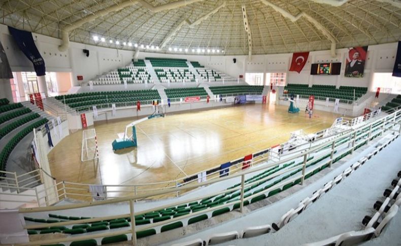 Herkes sildi, Bornova Ata'nın adını verdi