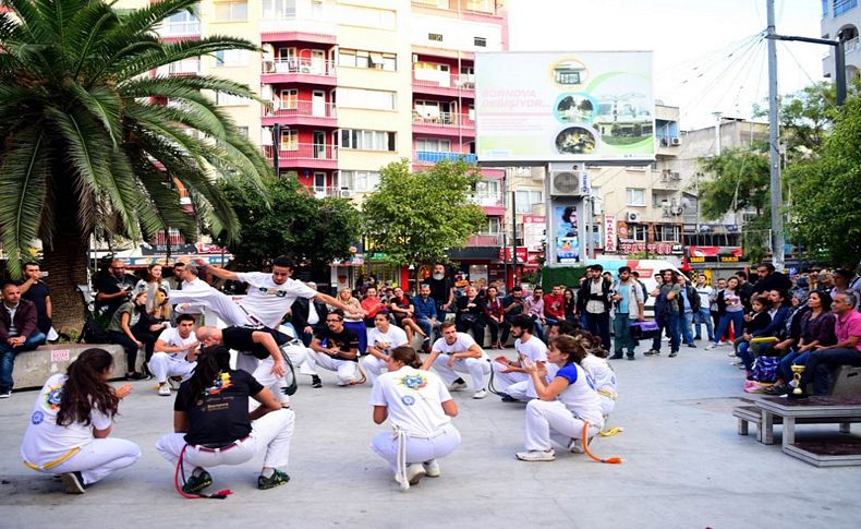 Bornova dans şovları ile renklendi