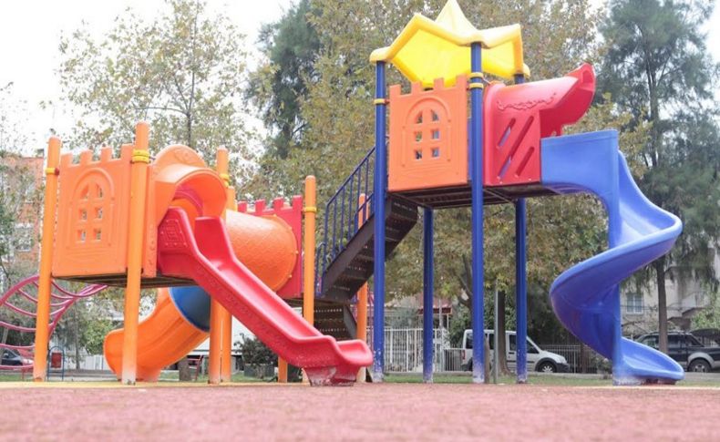 Bornova Belediyesi’nden park rekoru