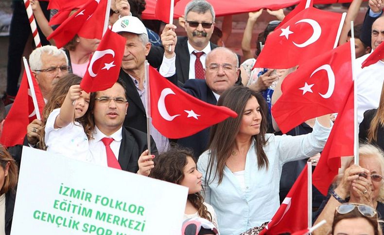 Bornova’da 23 Nisan dopdolu geçecek