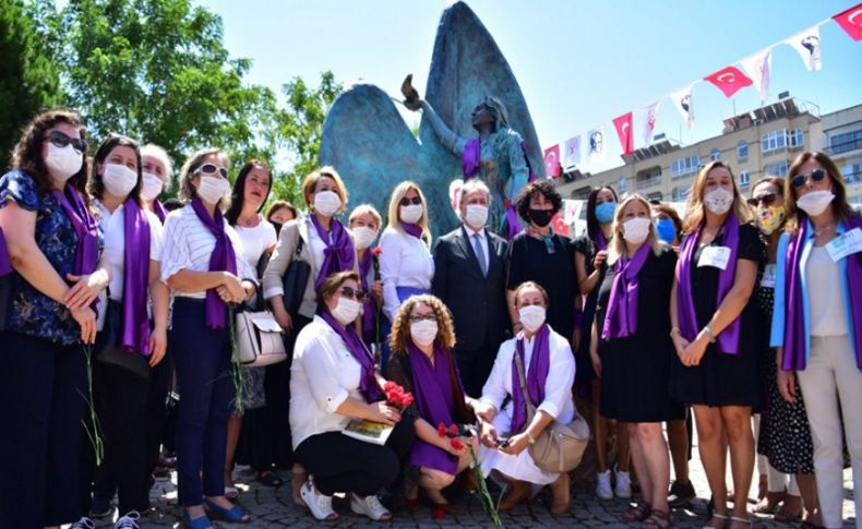 Bornova’da anlamlı açılış: Katledilen tüm kadınlar anısına