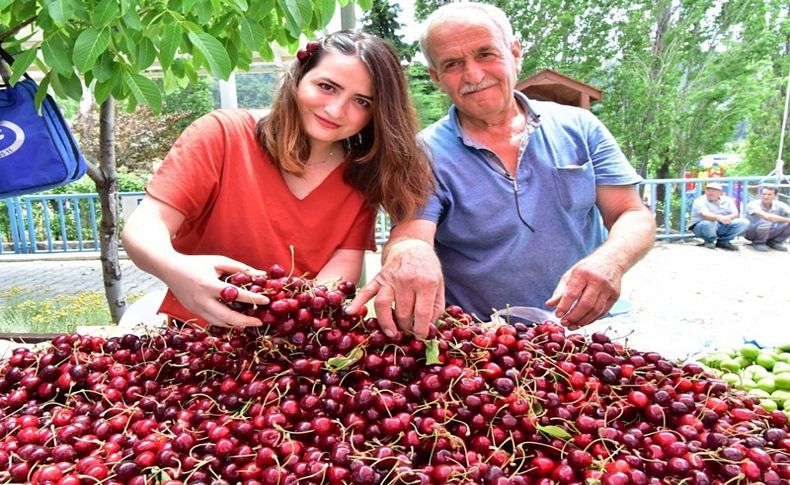 Bornova’da Kiraz Festivali coşkusu