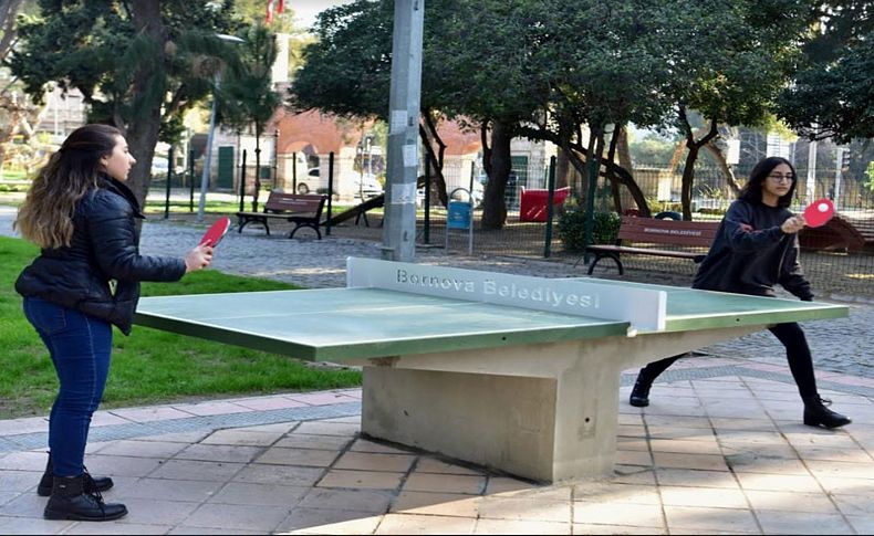 Bornova’da “Masa Tenisi” zamanı