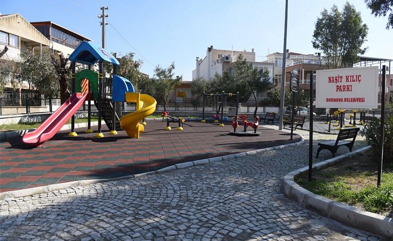 Bornova’da park bakımına özel önem